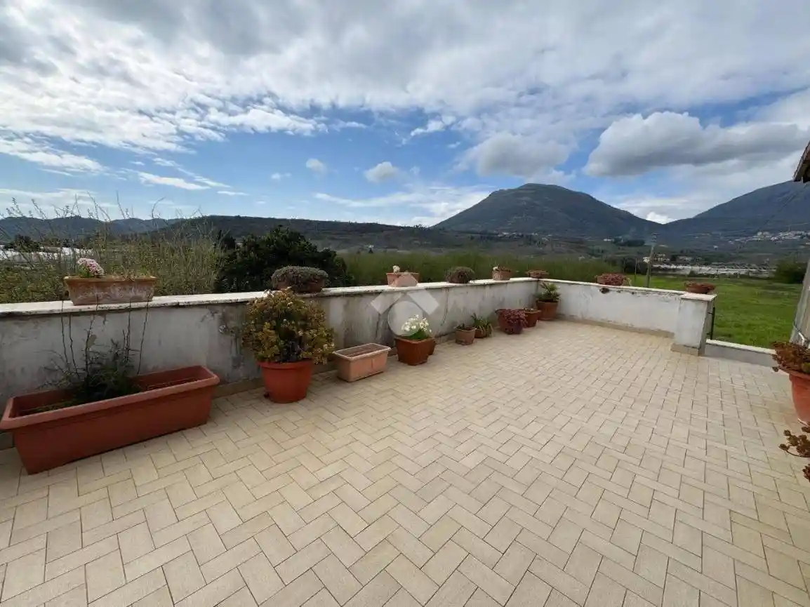 Villa in vendita a Giffoni Sei Casali