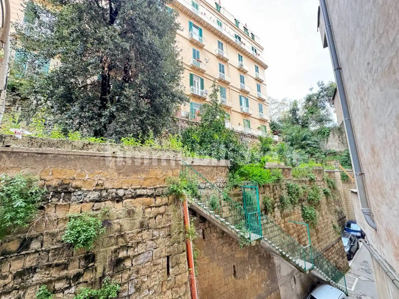 Appartamento in vendita a Napoli