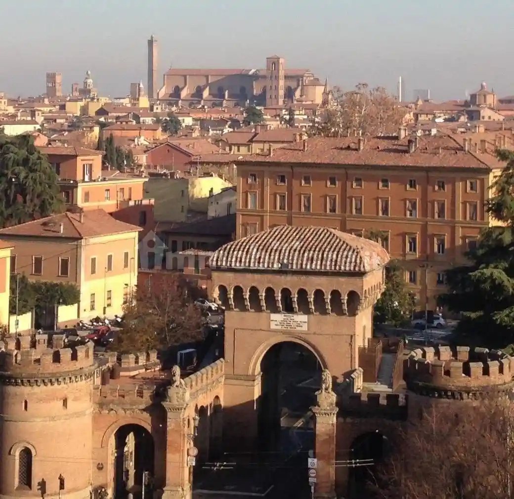 Appartamento in vendita a Bologna