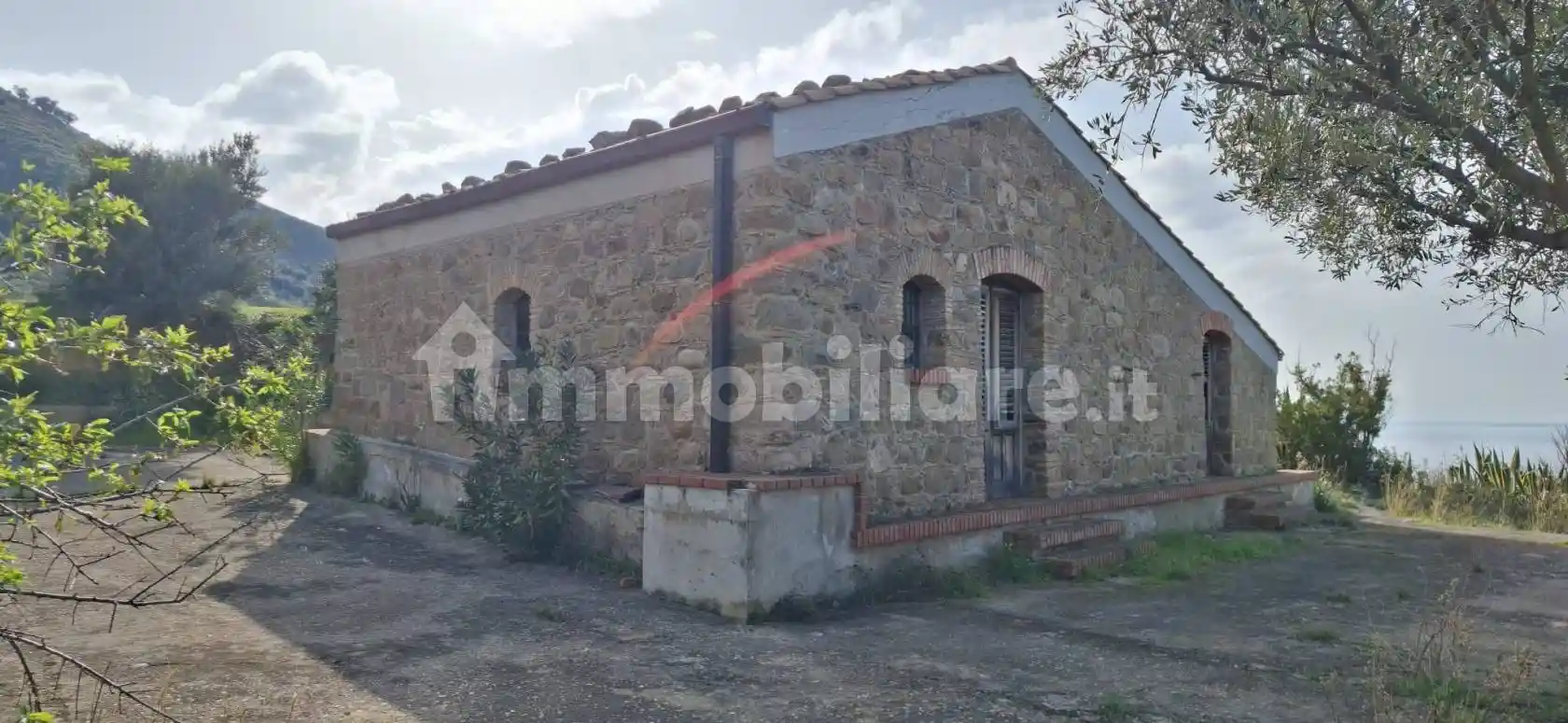 Rustico - Casale in vendita a Santo Stefano di Camastra