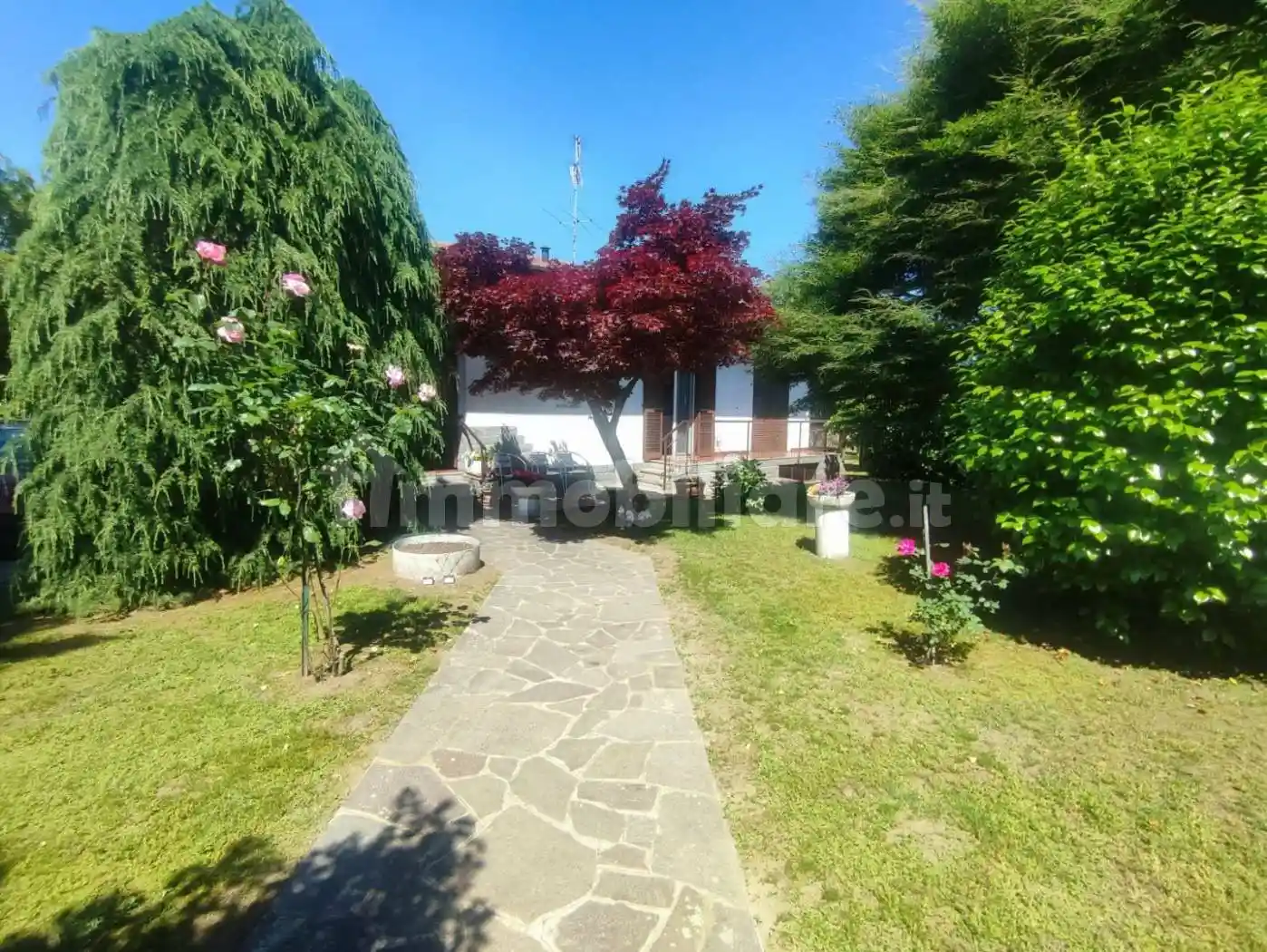 Villa in vendita a Castelletto Sopra Ticino