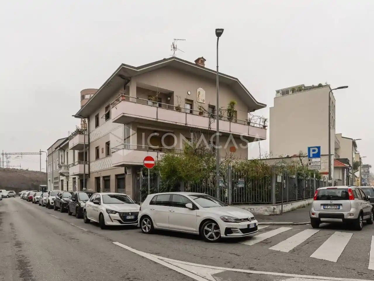 Palazzo - Edificio in vendita a Milano
