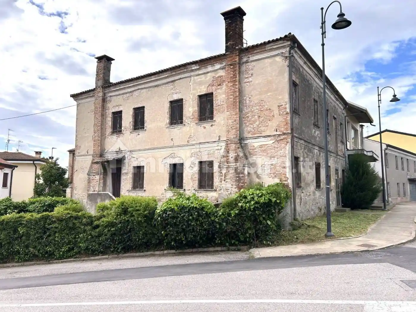 Rustico - Casale in vendita a Rovigo
