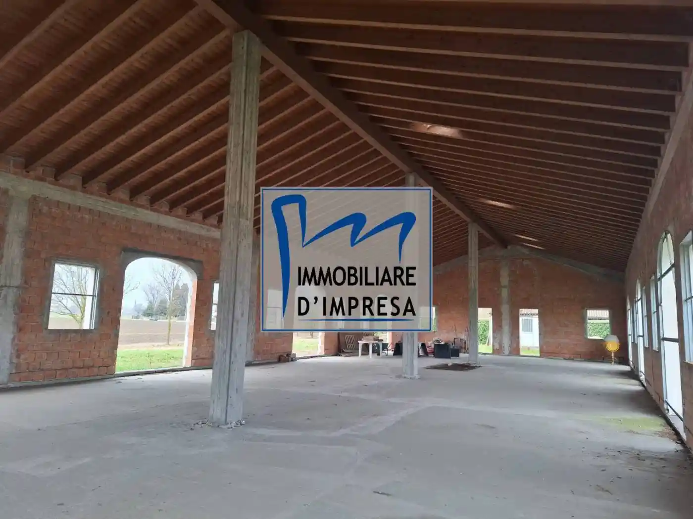 Palazzo - Edificio in vendita a Parma