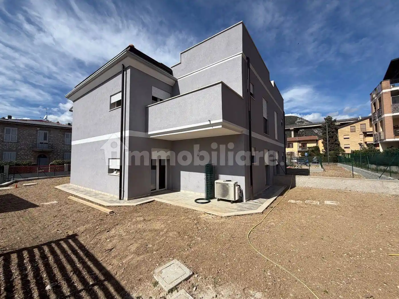 Palazzo - Edificio in vendita a Terni