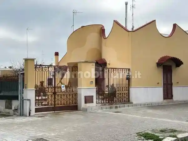 Villa in vendita a Bari