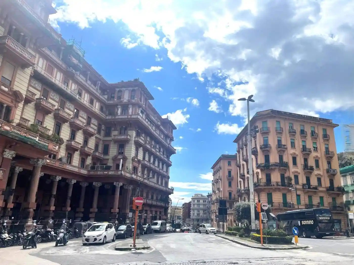 Appartamento in vendita a Napoli