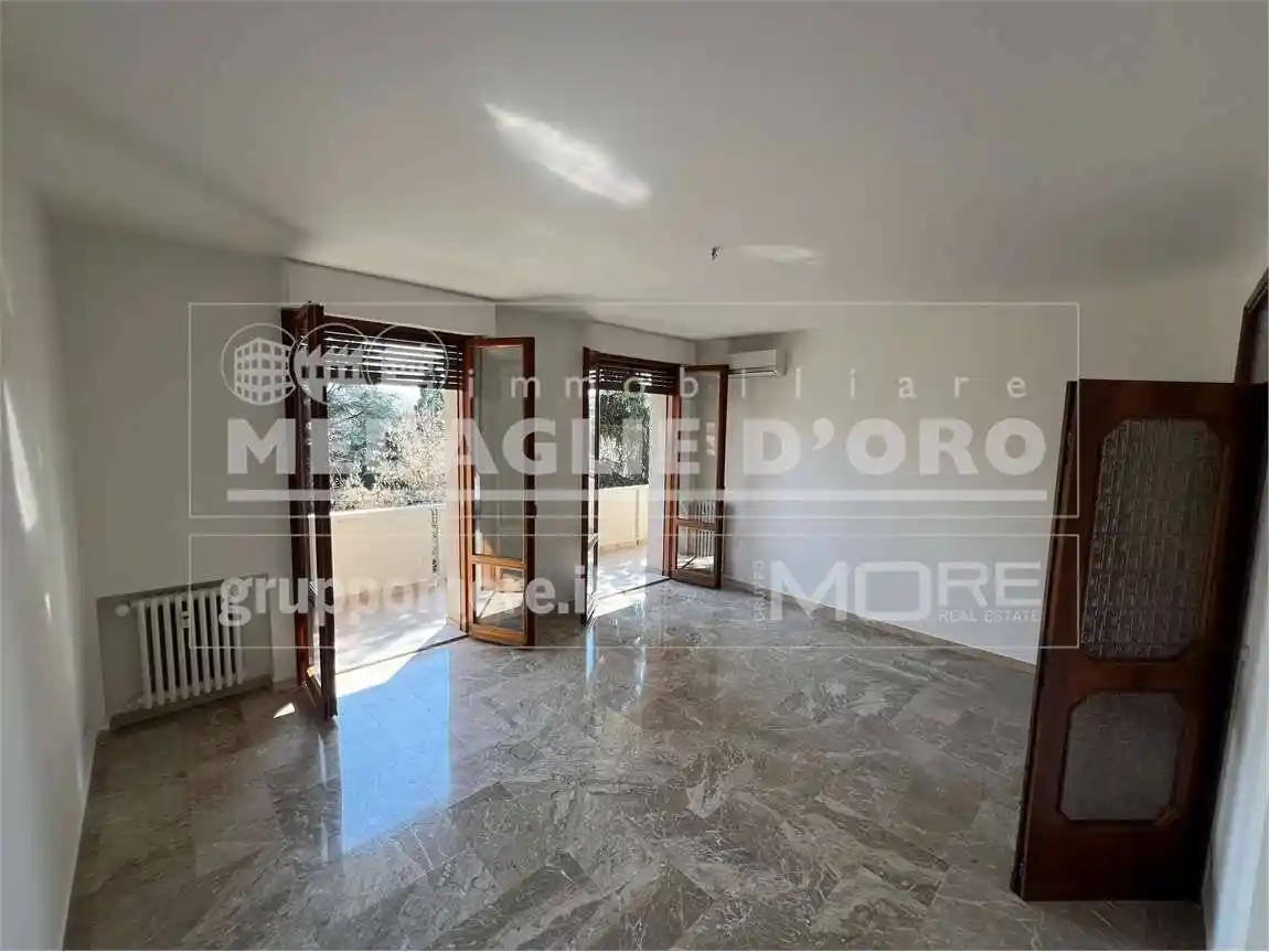 Appartamento in vendita a Modena