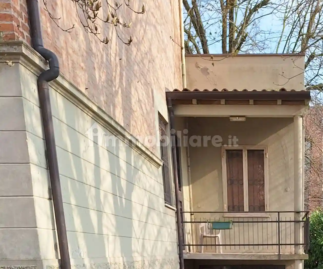 Villa in vendita a Cento