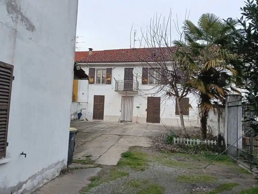 Palazzo - Edificio in vendita a Felizzano