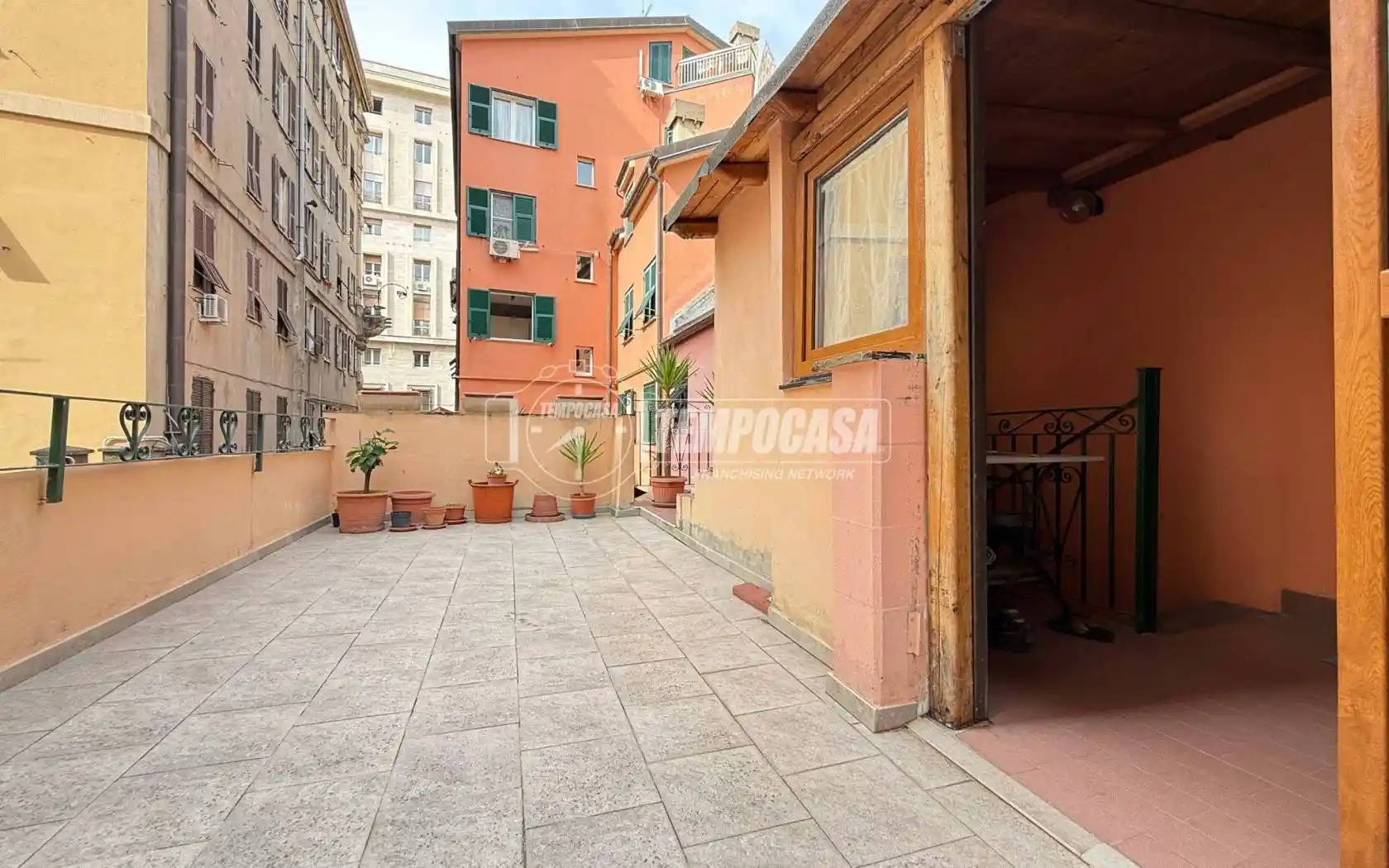 Appartamento in vendita a Genova