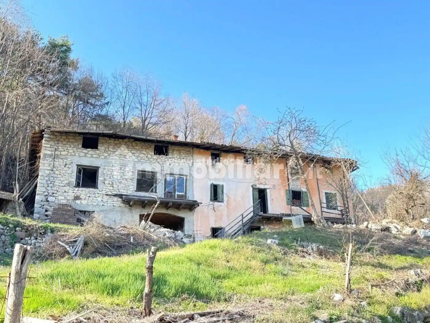 Rustico - Casale in vendita a Villa Lagarina