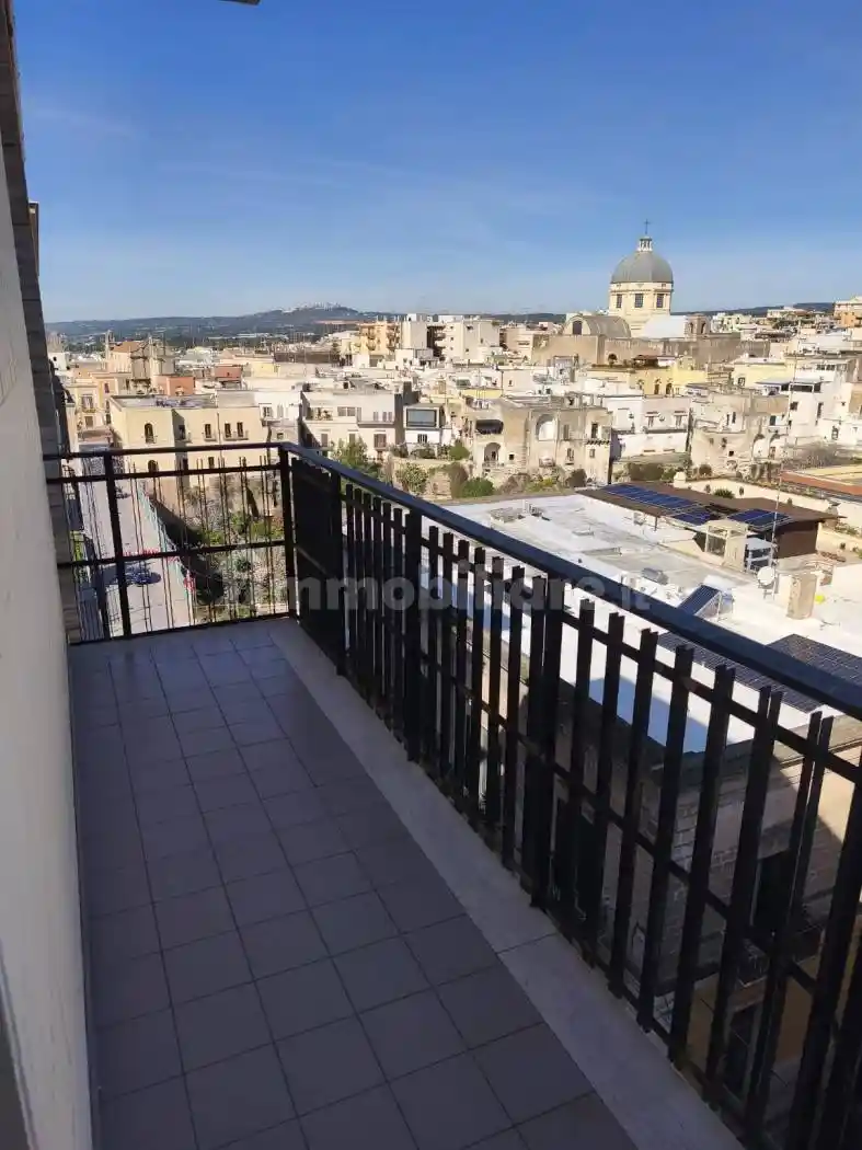 Appartamento in vendita a Massafra