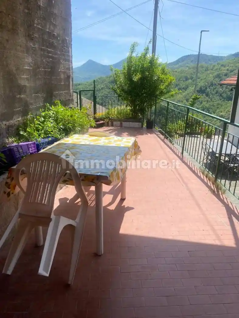 Appartamento in affitto a Lumarzo