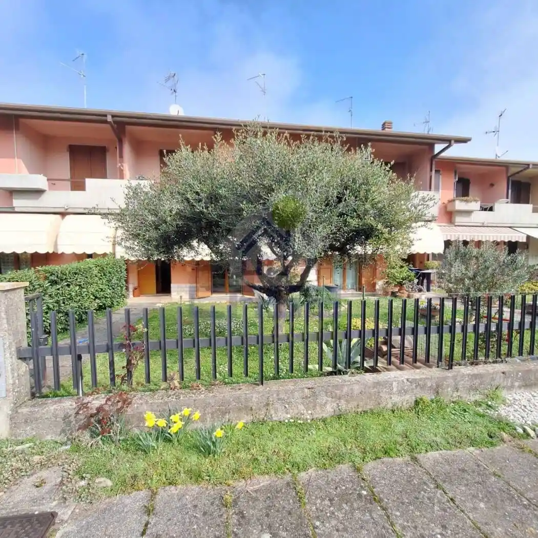 Villetta a schiera in vendita a Verolavecchia