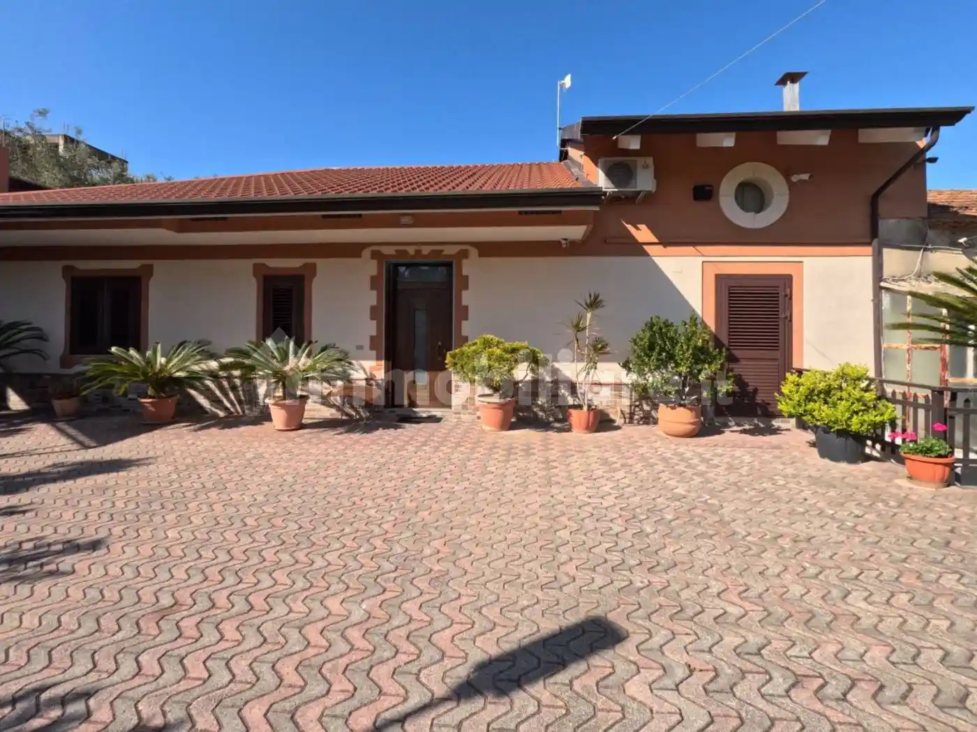 Villa in vendita a Albanella