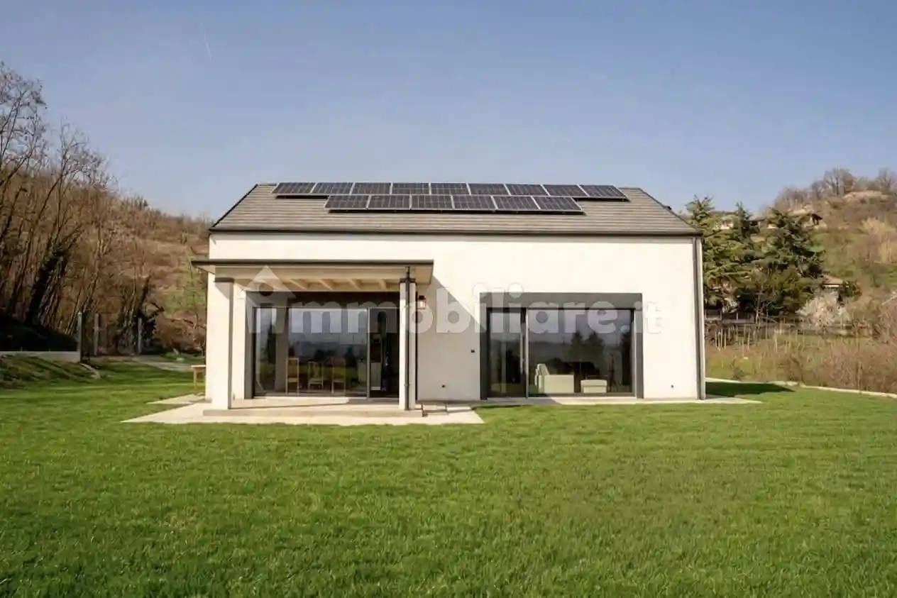 Villa in vendita a Rocca Grimalda