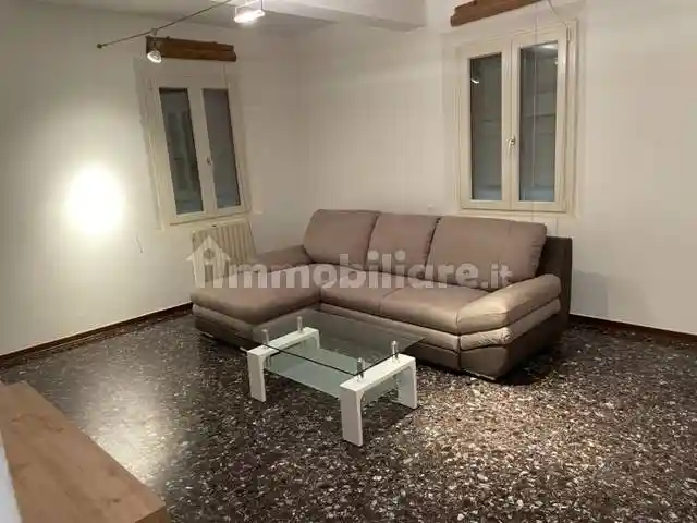 Appartamento in affitto a Modena