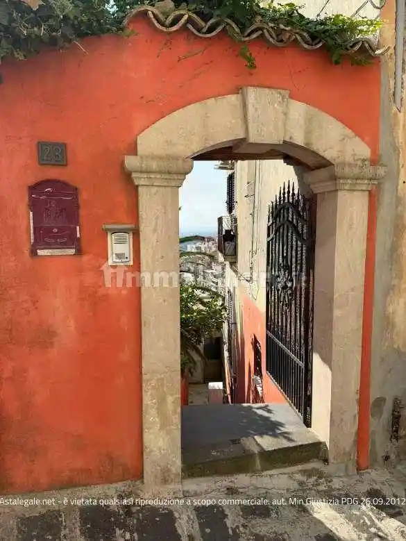Appartamento in vendita a Monterosso Almo