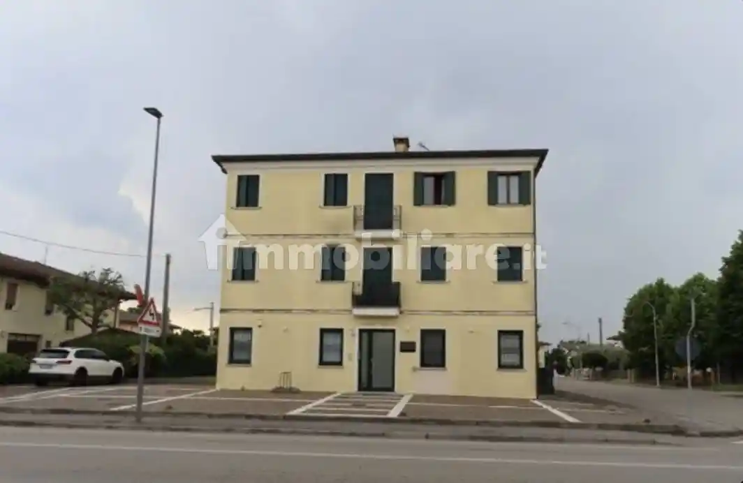 Appartamento in vendita a Granze