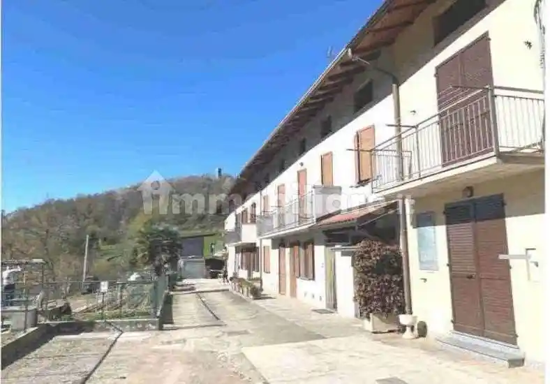 Casa indipendente in vendita a Torre de' Busi