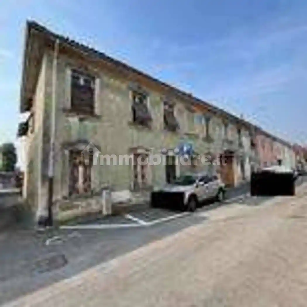 Appartamento in vendita a Zeme