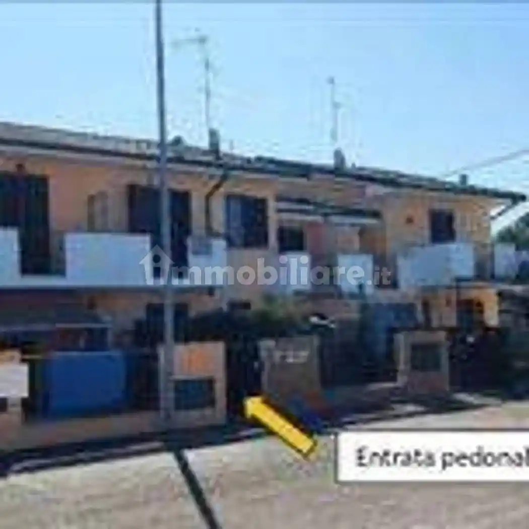 Villa in vendita a Tromello