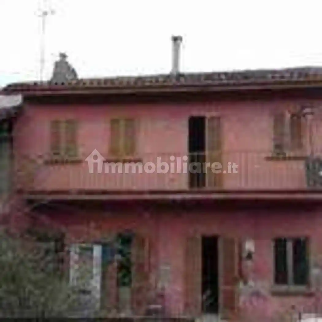 Villa in vendita a Zeme