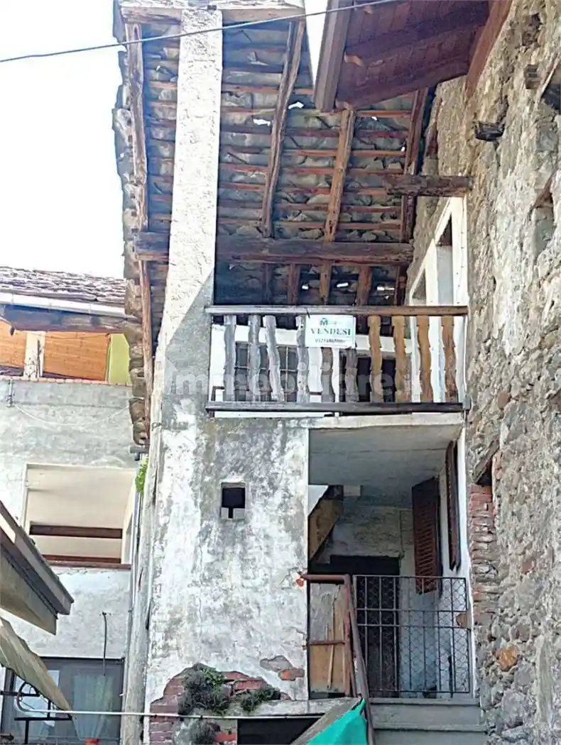 Rustico - Casale in vendita a Lillianes