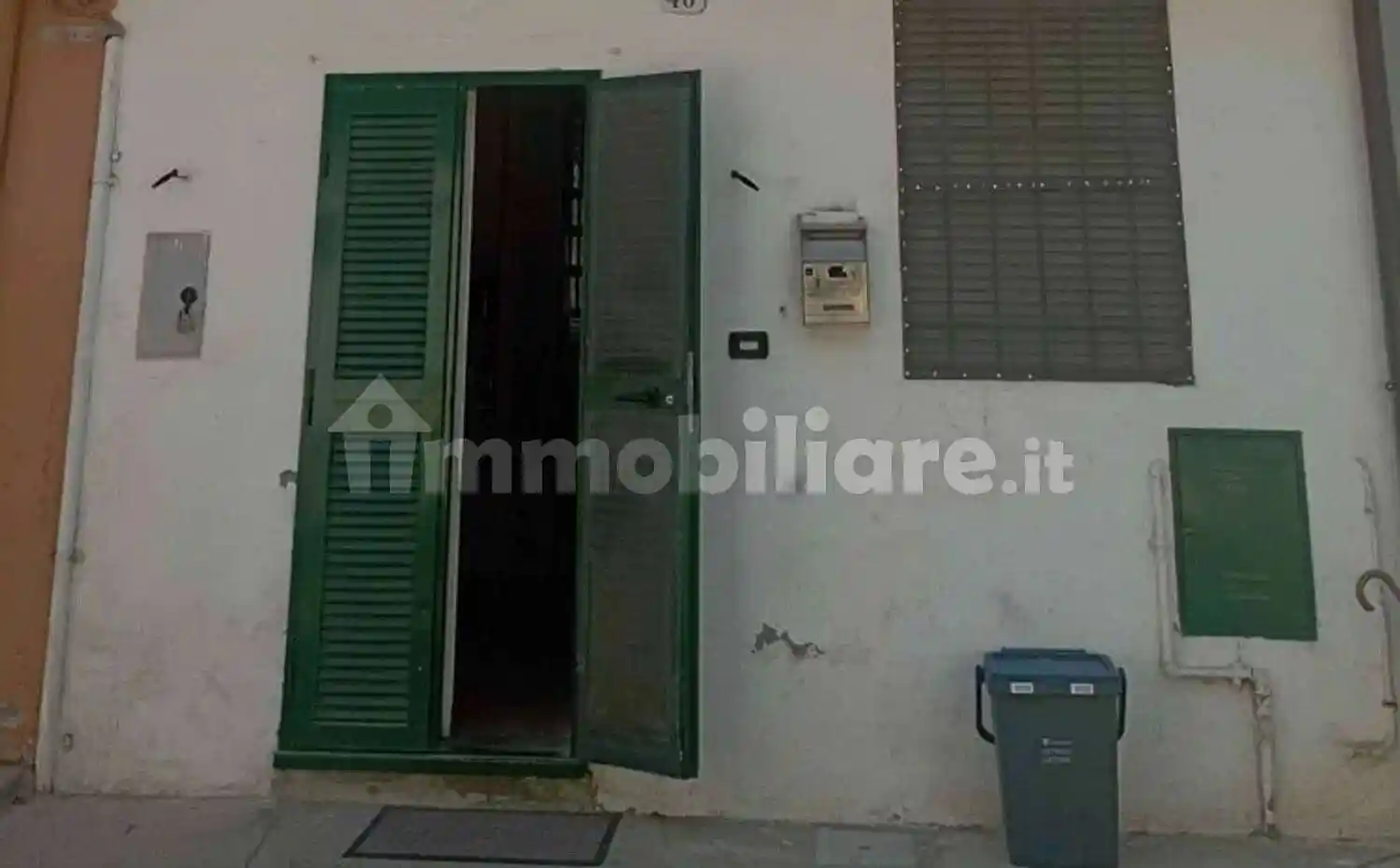 Villa in vendita a Sannazzaro de' Burgondi