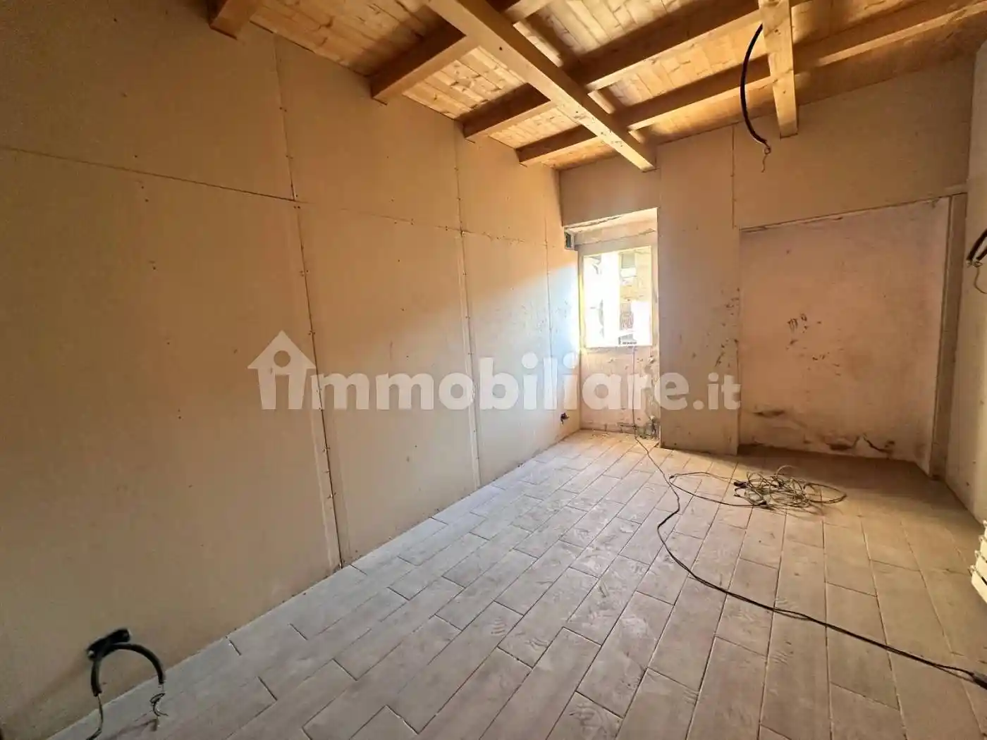 Casa indipendente in vendita a Malnate