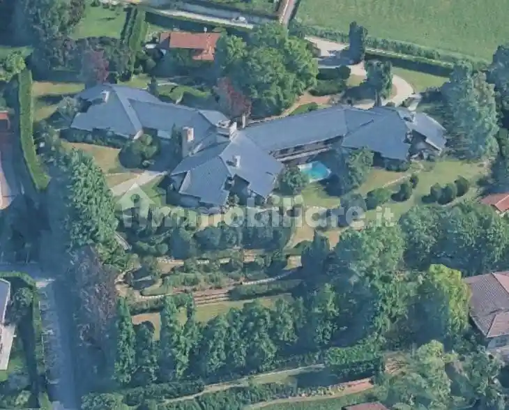 Villa in vendita a Chieri