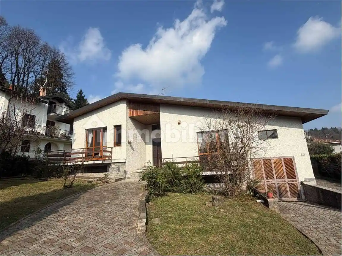 Villa in vendita a Gallarate