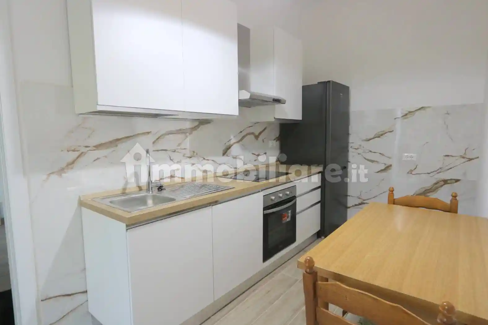 Appartamento in affitto a Cascina