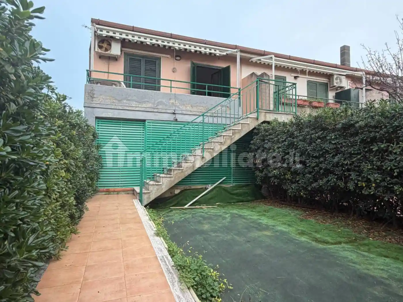 Villa in vendita a Campofelice di Roccella