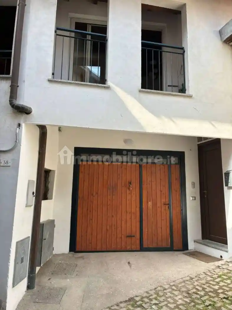 Appartamento in affitto a Viggiù