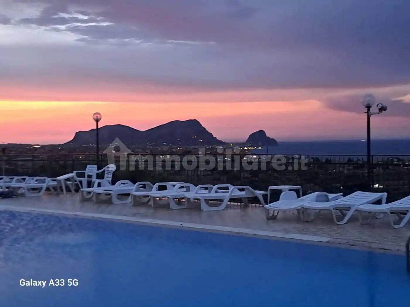 Villa in vendita a Altavilla Milicia