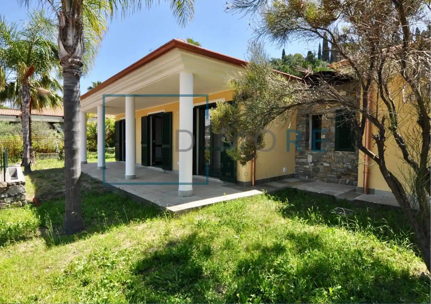 Villa in vendita a Bordighera
