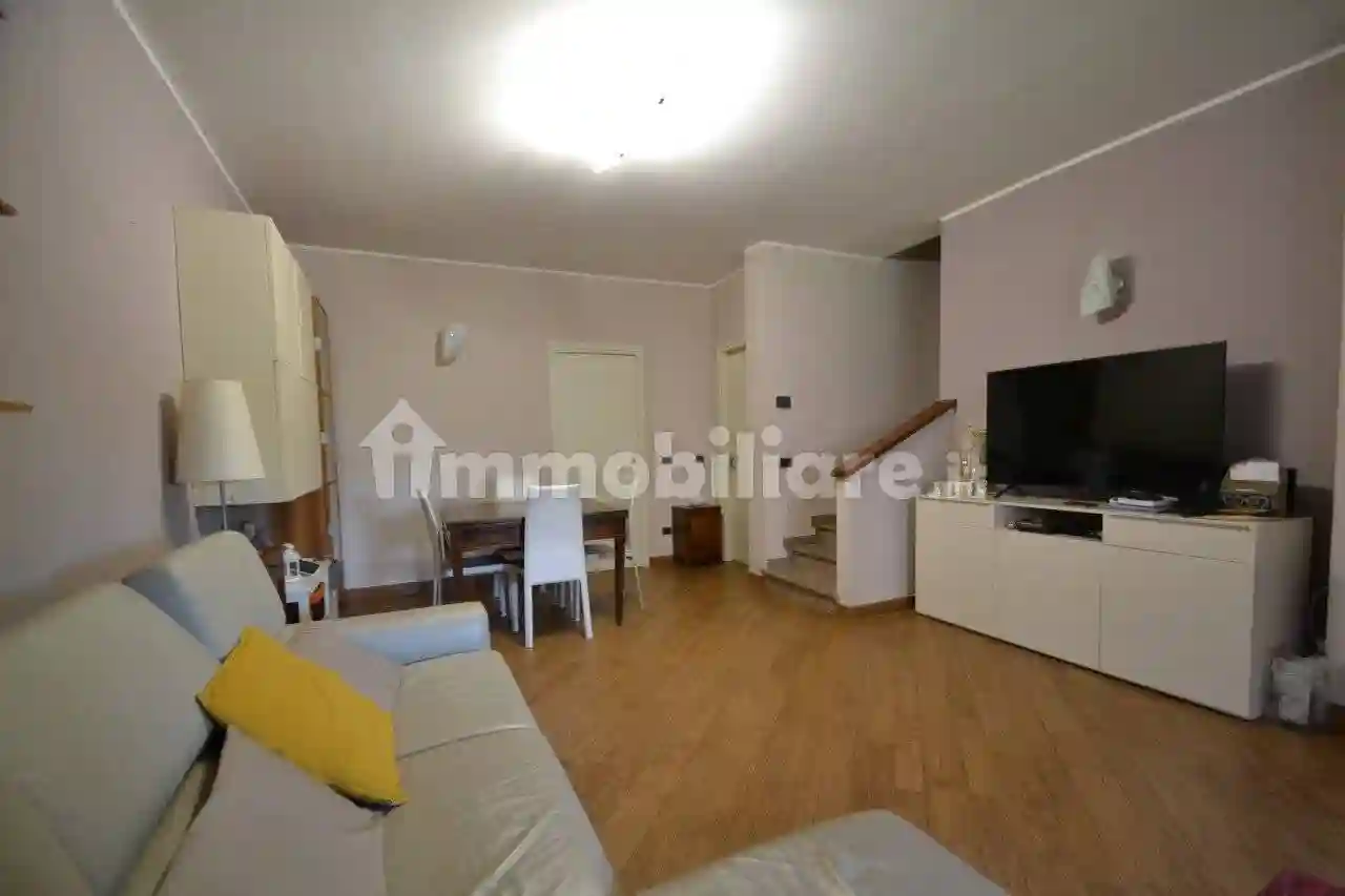 Villetta a schiera - foto 3