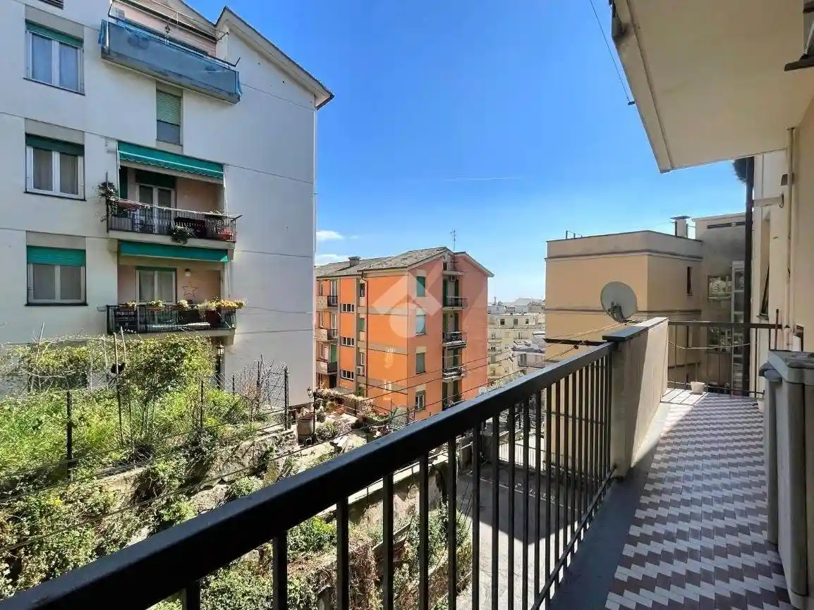 Appartamento in vendita a Genova