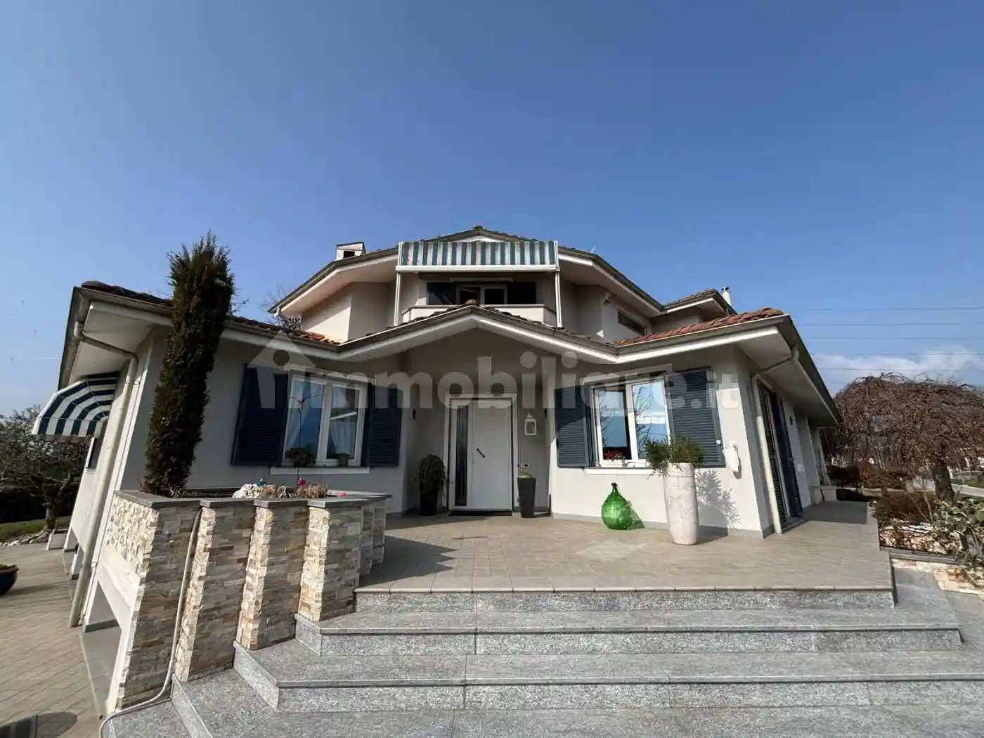 Villa in vendita a Magliano Alpi