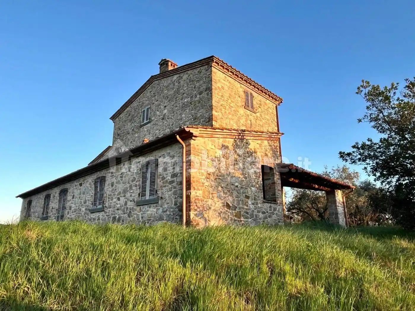 Rustico - Casale in vendita a Castiglione del Lago