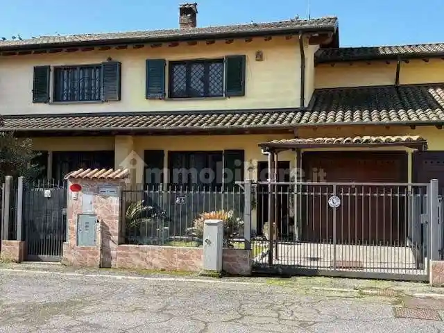 Villa in vendita a Caselle Lurani
