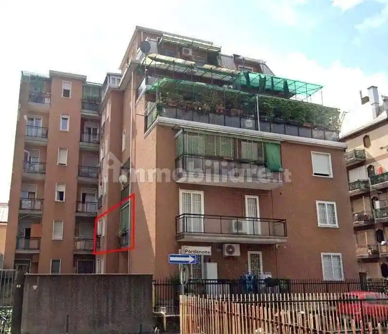 Appartamento in vendita a Baranzate