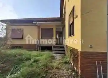 Villa in vendita a Vergiate