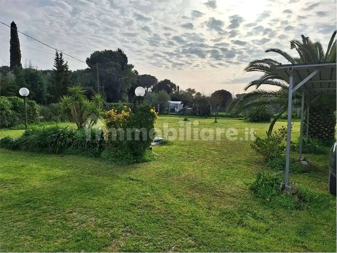 Villa in vendita a Livorno