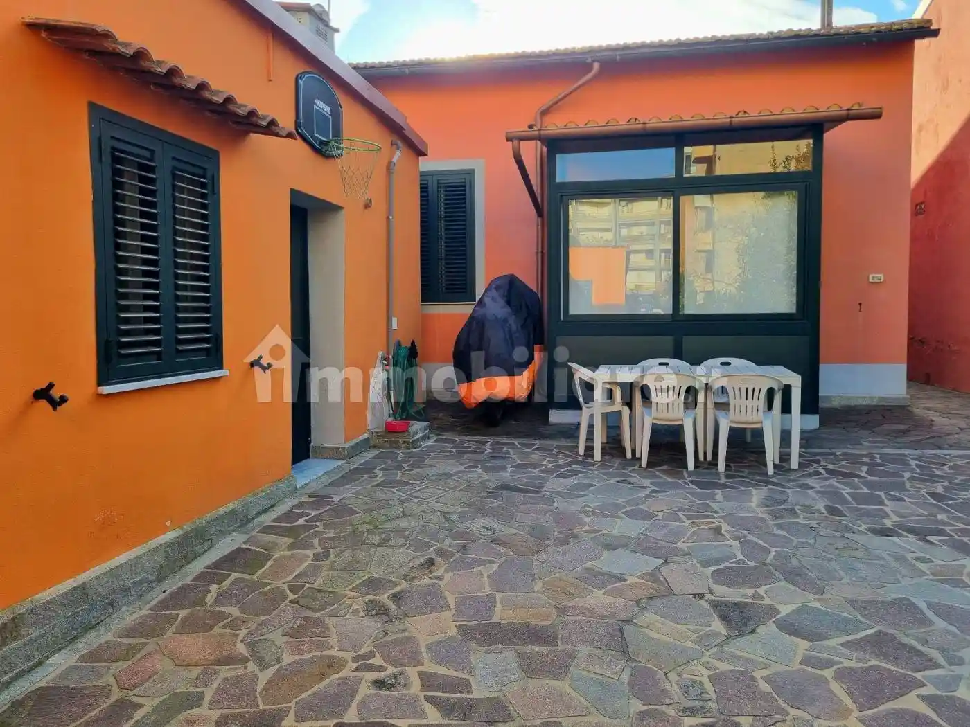 Villa in vendita a Livorno