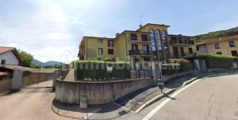 Appartamento in vendita a Mesenzana