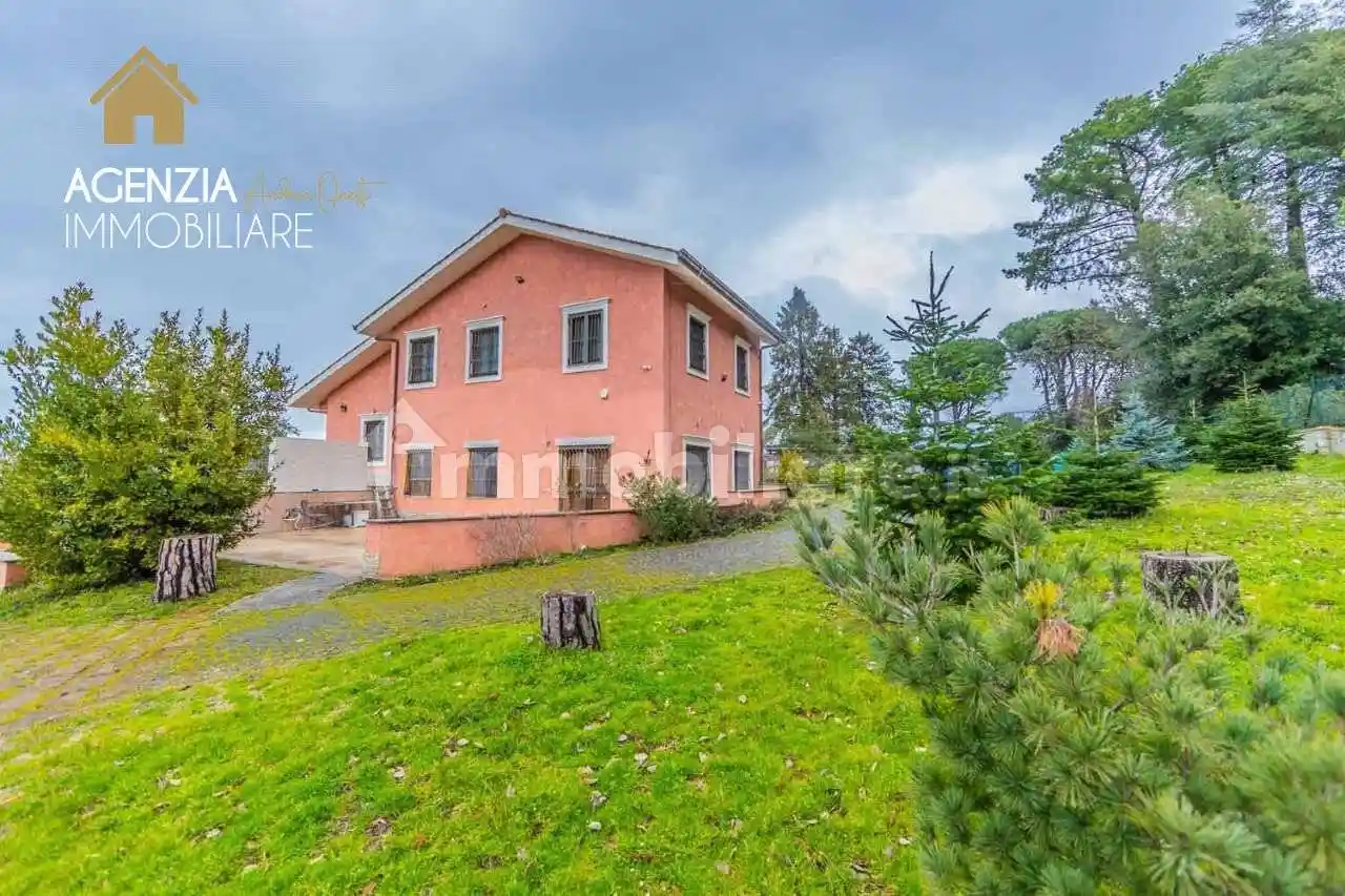 Villa in vendita a Grottaferrata