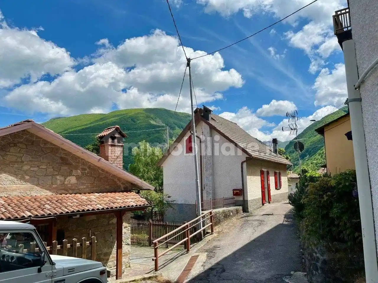 Villa in vendita a Ventasso